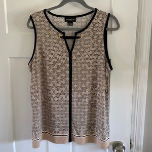 Liz Claiborne tank, Large